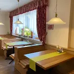 Maximilian Hotel