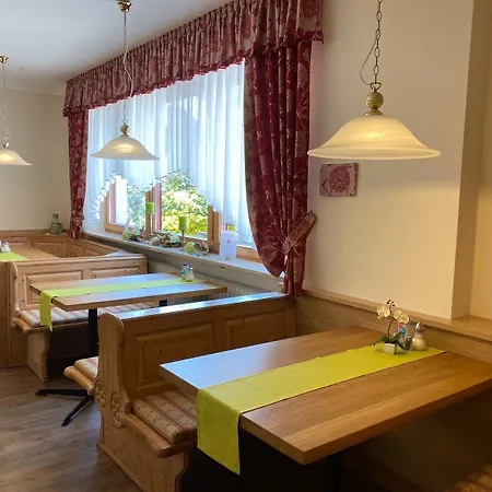 Maximilian Hotel